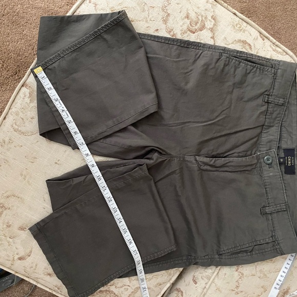 J. Crew khaki green chinos - Picture 4 of 4